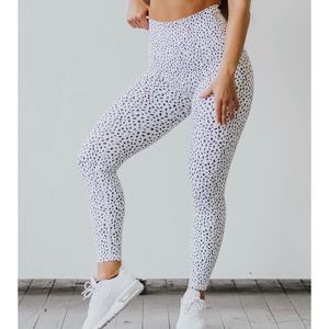 Astoria activewear Top and bottom set